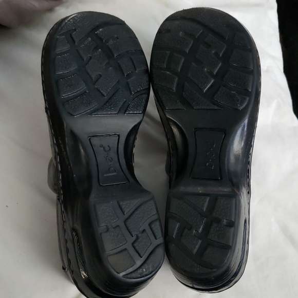 B.O.C. PEGGY Women's Clogs - Picture 7 of 8